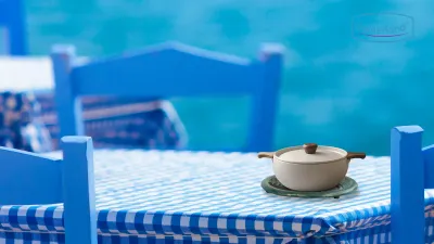 HomeHand Cast Iron Pot Holder – Coastal Seahorse Trivet