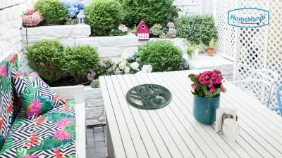 HomeHand Cast Iron Pot Holder – Coastal Seahorse Trivet