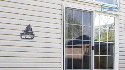 Welcome Sign Wall Hook – Hand-Painted Sailboat Key Holder