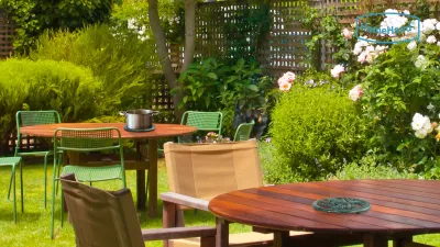 HomeHand Cast Iron Trivet – Seahorse Coastal Heat Protector