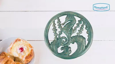 HomeHand Seahorse Cast Iron Trivet for Stylish Tabletops