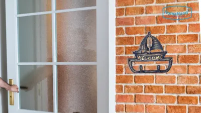 Cast Iron Welcome Hook – Coastal Sailboat Design for Entryways