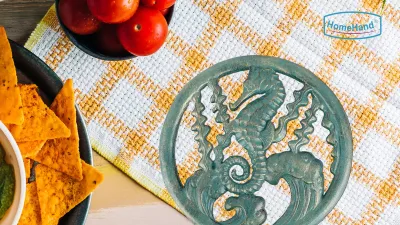 HomeHand Cast Iron Trivet – Seahorse Design, Raised Feet  