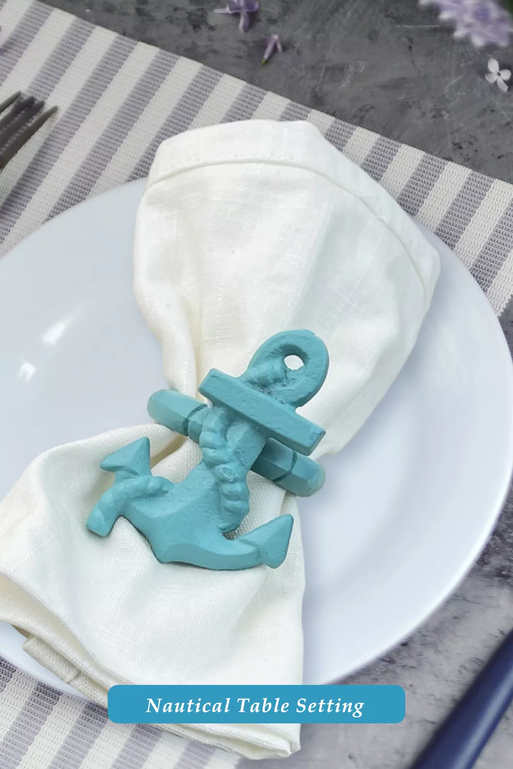 HomeHand Nautical Anchor & Rudder Cast Iron Napkin Rings